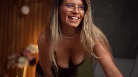 Alex online show from 9, 10, 2025