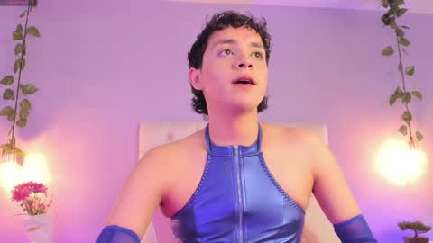   online show from 19, 2, 2025