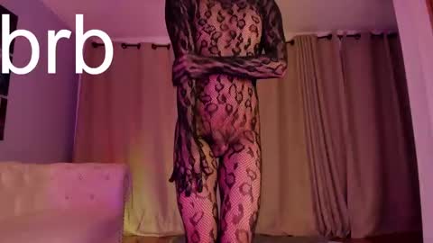   online show from 19, 9, 2025