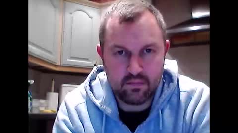 Snapshot of brasso1982 chatting on 16, 10, 2025 willywinker online show from 16, 10, 2025