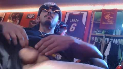 Snapshot of bravo6ix chatting on 3, 12, 2025 Kyngmaxk online show from 3, 12, 2025