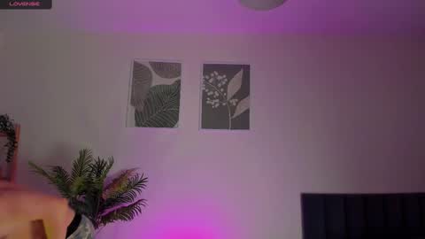 Johny Bravo online show from 8, 3, 2025