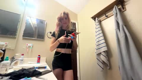 bray19509 online show from 17, 12, 2025