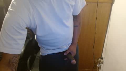 Breadw1nnah online show from 3, 1, 2025