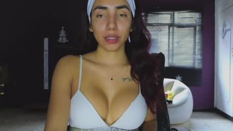 brendaaguerra online show from 9, 12, 2024