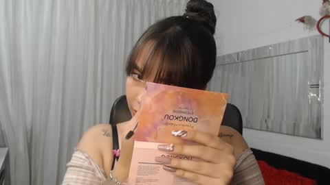 Snapshot of brendaasmith1 chatting on 5, 1, 2025 Brenda online show from 5, 1, 2025