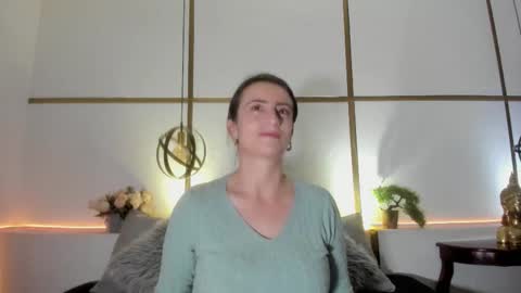 MeganBeaked online show from 11, 11, 2025