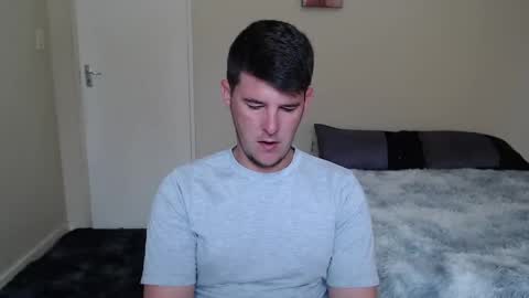 Snapshot of brendansexyboy098754 chatting on 9, 12, 2024 ask me lol online show from 9, 12, 2024