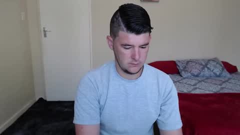 Snapshot of brendansexyboy098754 chatting on 13, 12, 2024 ask me lol online show from 13, 12, 2024