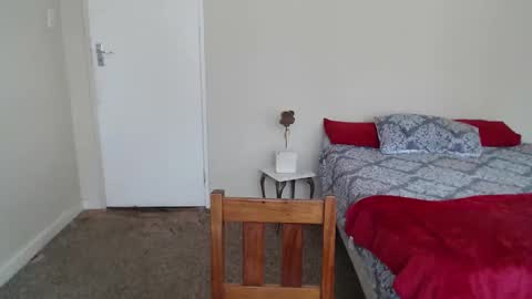 Snapshot of brendansexyboy098754 chatting on 16, 12, 2024 ask me lol online show from 16, 12, 2024