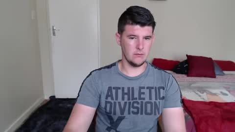 Snapshot of brendansexyboy098754 chatting on 27, 12, 2024 ask me lol online show from 27, 12, 2024