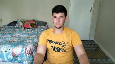 Snapshot of brendansexyboy098754 chatting on 4, 1, 2025 ask me lol online show from 4, 1, 2025