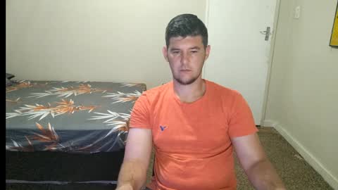 Snapshot of brendansexyboy098754 chatting on 24, 1, 2025 ask me lol online show from 24, 1, 2025