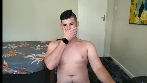 Snapshot of brendansexyboy098754 chatting on 28, 1, 2025 ask me lol online show from 28, 1, 2025