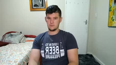 Snapshot of brendansexyboy098754 chatting on 28, 2, 2025 ask me lol online show from 28, 2, 2025