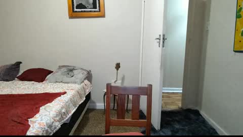 Snapshot of brendansexyboy098754 chatting on 5, 3, 2025 ask me lol online show from 5, 3, 2025