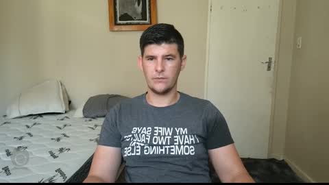 Snapshot of brendansexyboy098754 chatting on 6, 3, 2025 ask me lol online show from 6, 3, 2025