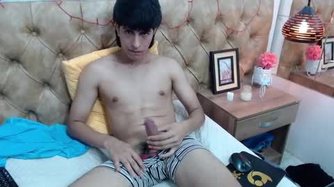 Esteban online show from 15, 2, 2025