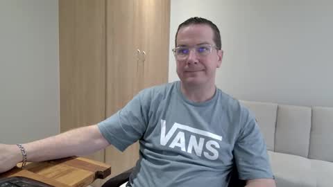 Brett online show from 2, 11, 2025