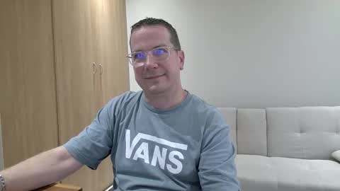 Brett online show from 19, 11, 2025