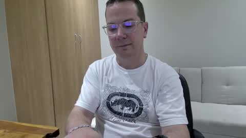 Brett online show from 21, 11, 2025