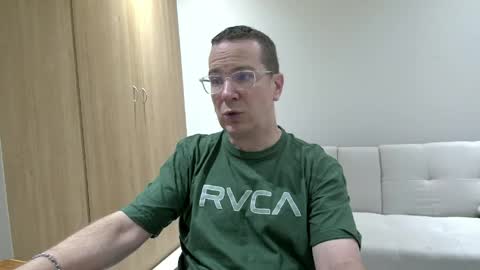 Brett online show from 7, 4, 2026