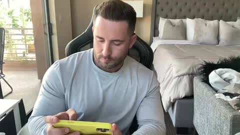 Snapshot of brettmycles chatting on 17, 9, 2025 Brett Mycles online show from 17, 9, 2025