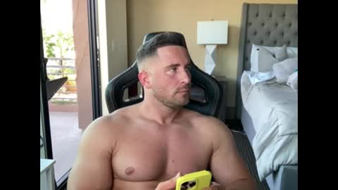 Snapshot of brettmycles chatting on 21, 10, 2025 Brett Mycles online show from 21, 10, 2025