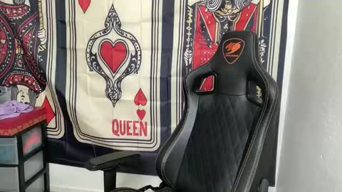 Snapshot of brettmycles chatting on 19, 11, 2025 Brett Mycles online show from 19, 11, 2025