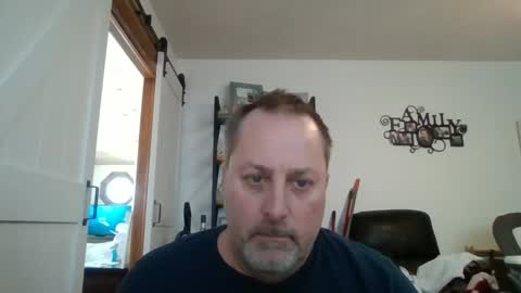 Snapshot of brettsky chatting on 8, 3, 2025 hey online show from 8, 3, 2025