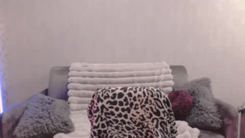 Snapshot of bri_fox chatting on 17, 11, 2025 bri_fox online show from 17, 11, 2025