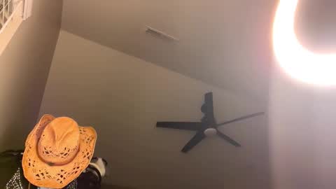 Snapshot of briadominick chatting on 30, 10, 2025 Brianna3 online show from 30, 10, 2025