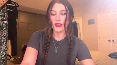 Snapshot of briadominick chatting on 17, 12, 2025 Brianna3 online show from 17, 12, 2025