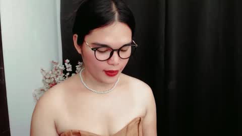 Claire online show from 10, 6, 2026