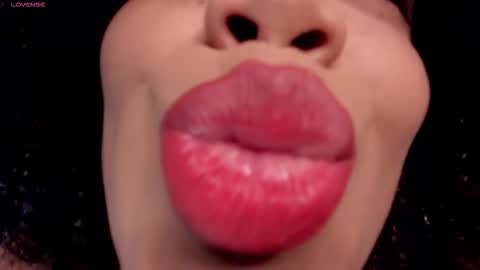 Snapshot of brianarichardson_ chatting on 31, 10, 2025 Briana online show from 31, 10, 2025