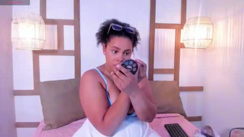 Snapshot of brianasmile chatting on 13, 11, 2025 brianasmile online show from 13, 11, 2025