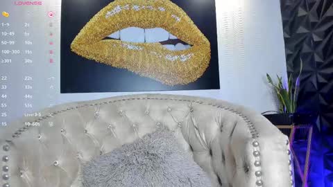 BRIANA online show from 13, 2, 2025