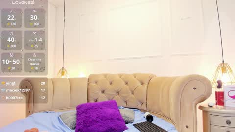 Snapshot of briannaduque chatting on 2, 3, 2025 Brianna online show from 2, 3, 2025