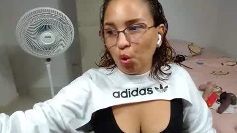 brida_angela29 online show from 15, 4, 2026