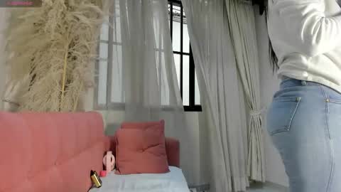    online show from 14, 12, 2025