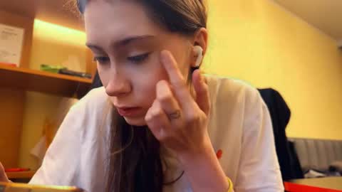 Snapshot of bridgettecliffton chatting on 1, 3, 2026 Jade online show from 1, 3, 2026