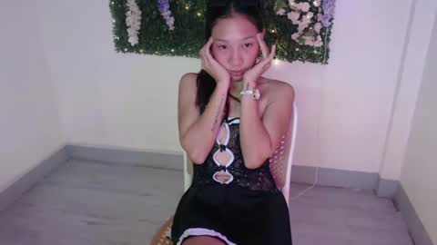 brie_belle online show from 15, 12, 2024