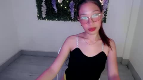 brie_belle online show from 20, 12, 2024