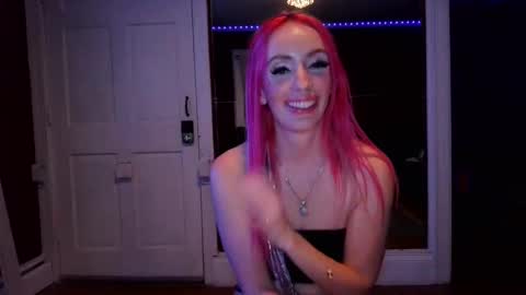 Aubrie online show from 10, 12, 2024