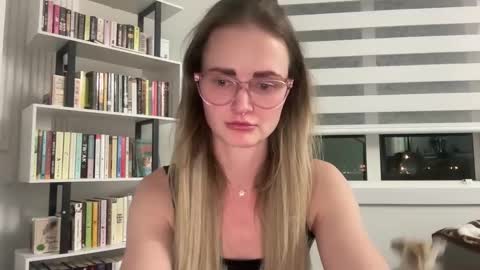 Snapshot of brigette_marie chatting on 16, 11, 2025 brigette_marie online show from 16, 11, 2025