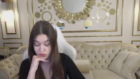 Snapshot of bright_diamonds_054 chatting on 14, 2, 2025 Diamonds Girls online show from 14, 2, 2025