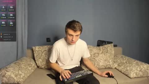 bristlebback online show from 8, 2, 2025