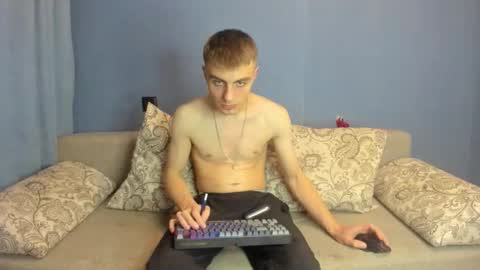 bristlebback online show from 17, 9, 2025