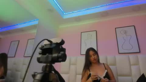 Britania Antonelli online show from 14, 6, 2026