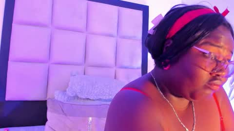 Britany jhonson online show from 29, 11, 2025